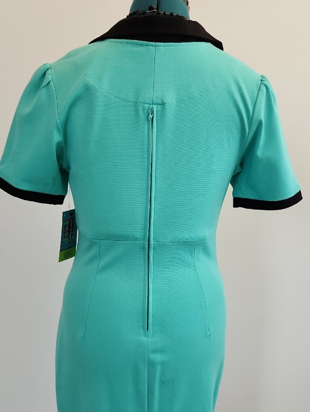 🌿 Rock Steady Mint and Black Collar Pinup Wiggle Pencil Dress SZ M - Picture 6 of 13